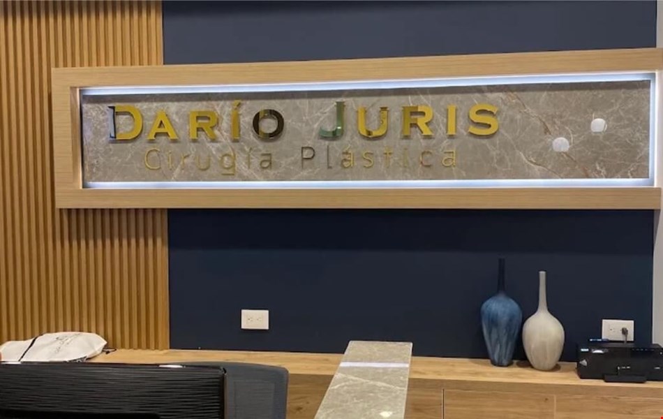 Dr. Dario Juris 0